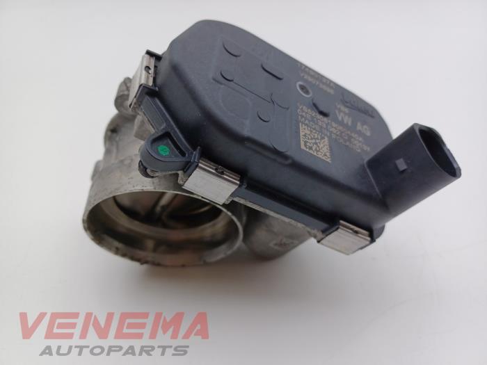 Gebruikte Gasklephuis Volkswagen T-Roc I 1.5 TSI 16V Prijs € 14,99 Margeregeling aangeboden door Venema Autoparts