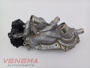 Gebruikte Thermostaathuis Volkswagen T-Roc I 1.5 TSI 16V Prijs € 49,99 Margeregeling aangeboden door Venema Autoparts