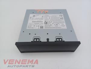 Gebruikte Regelunit Multi Media Volkswagen Passat Variant (CJ5) 2.0 TDI 16V Prijs € 949,99 Margeregeling aangeboden door Venema Autoparts