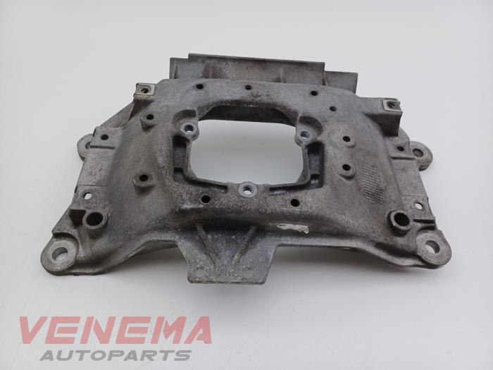 Gebruikte Versnellingsbak Steun Audi A7 Sportback (4GA/4GF) 3.0 TDI V6 24V Prijs € 14,99 Margeregeling aangeboden door Venema Autoparts