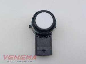 Gebruikte Sensor PDC Volkswagen Arteon Shooting Brake (3HAC) 2.0 TSI 16V Prijs € 9,99 Margeregeling aangeboden door Venema Autoparts