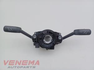 Gebruikte Combischakelaar Stuurkolom Volkswagen T-Cross 1.0 TSI 115 12V Prijs € 34,99 Margeregeling aangeboden door Venema Autoparts