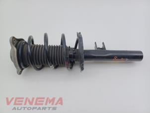 Gebruikte Mac Phersonpoot rechts-voor Mercedes A (177.0) 2.0 A-220 Turbo 16V Prijs € 249,99 Margeregeling aangeboden door Venema Autoparts