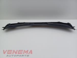 Gebruikte Paravent Mercedes A (177.0) 2.0 A-220 Turbo 16V Prijs € 54,99 Margeregeling aangeboden door Venema Autoparts