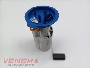 Gebruikte Tank element Pomp Volkswagen Tiguan (AD1) 1.5 TSI 16V Evo BlueMotion Technology Prijs € 59,99 Margeregeling aangeboden door Venema Autoparts