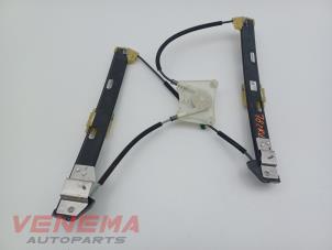 Gebruikte Ruitmechaniek 4Deurs rechts-voor Volkswagen T-Roc I 2.0 TSI 16V 4Motion Prijs € 39,99 Margeregeling aangeboden door Venema Autoparts