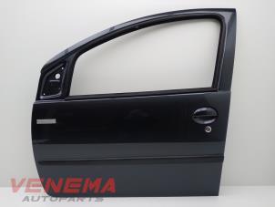 Gebruikte Deur 4Deurs links-voor Peugeot 107 1.0 12V Prijs € 124,99 Margeregeling aangeboden door Venema Autoparts