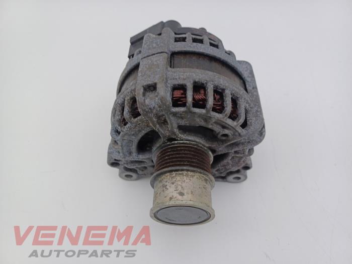Gebruikte Dynamo Volkswagen Tiguan (AD1) 1.5 TSI 16V Evo BlueMotion Technology Prijs € 34,99 Margeregeling aangeboden door Venema Autoparts