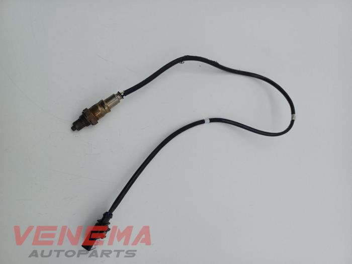 Lambda Sonde van een Volkswagen T-Cross 1.0 TSI 115 12V 2024