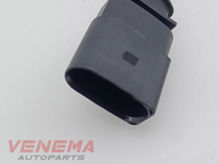 Lambda Sonde van een Volkswagen T-Cross 1.0 TSI 115 12V 2024