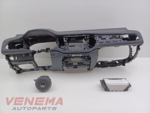 Gebruikte Airbag set + dashboard Volkswagen T-Roc I 2.0 TSI 16V 4Motion Prijs € 1.249,99 Margeregeling aangeboden door Venema Autoparts