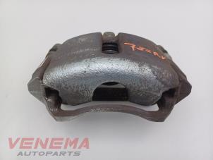 Gebruikte Remklauw (Tang) rechts-voor Volkswagen T-Roc I 2.0 TSI 16V 4Motion Prijs € 9,99 Margeregeling aangeboden door Venema Autoparts