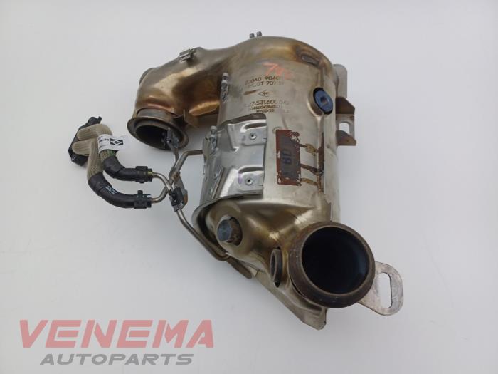Gebruikte Katalysator Nissan Qashqai (J12) 1.3 DIG-T MHEV 16V Prijs € 499,99 Margeregeling aangeboden door Venema Autoparts