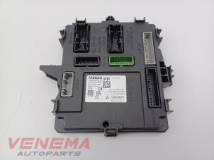 Gebruikte Computer Body Control Nissan Qashqai (J12) 1.3 DIG-T MHEV 16V Prijs € 174,99 Margeregeling aangeboden door Venema Autoparts