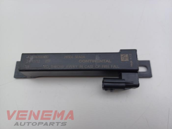 Gebruikte Keyless entry antenne Nissan Qashqai (J12) 1.3 DIG-T MHEV 16V Prijs € 29,99 Margeregeling aangeboden door Venema Autoparts