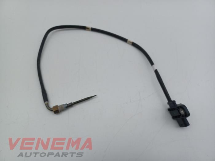 Gebruikte Uitlaat temperatuursensor Nissan Qashqai (J12) 1.3 DIG-T MHEV 16V Prijs € 74,99 Margeregeling aangeboden door Venema Autoparts