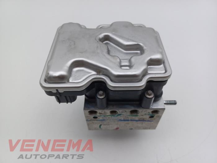 Gebruikte ABS Pomp Nissan Qashqai (J12) 1.3 DIG-T MHEV 16V Prijs € 499,99 Margeregeling aangeboden door Venema Autoparts