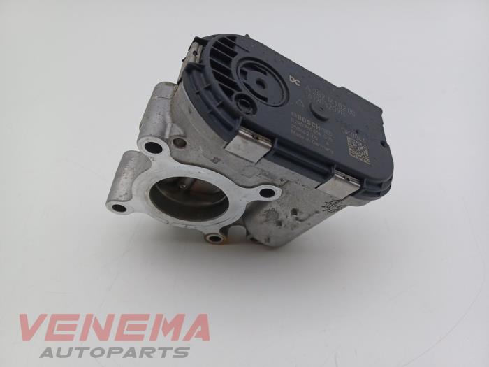 Gebruikte Gasklephuis Nissan Qashqai (J12) 1.3 DIG-T MHEV 16V Prijs € 49,99 Margeregeling aangeboden door Venema Autoparts