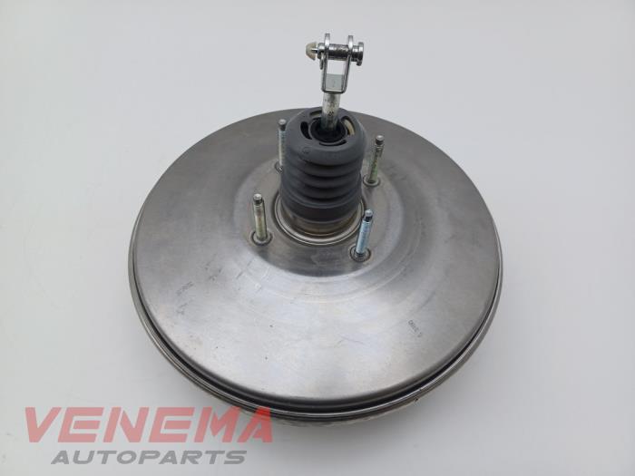 Gebruikte Rembooster Nissan Qashqai (J12) 1.3 DIG-T MHEV 16V Prijs € 139,99 Margeregeling aangeboden door Venema Autoparts