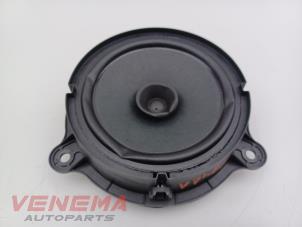 Gebruikte Luidspreker Nissan Qashqai (J12) 1.3 DIG-T MHEV 16V Prijs € 29,99 Margeregeling aangeboden door Venema Autoparts