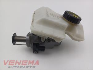 Gebruikte Hoofdremcilinder Volkswagen Polo VI (AW1) 1.0 TSI 12V Prijs € 14,99 Margeregeling aangeboden door Venema Autoparts