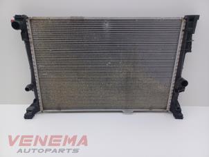 Gebruikte Radiateur Mercedes A (W176) 1.5 A-180 CDI, A-180d 16V Prijs € 74,99 Margeregeling aangeboden door Venema Autoparts