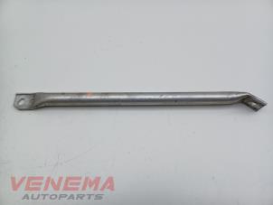 Gebruikte Frontdeel steun BMW X3 (G01) xDrive 20i 2.0 TwinPower Turbo 16V Van Prijs € 24,99 Margeregeling aangeboden door Venema Autoparts