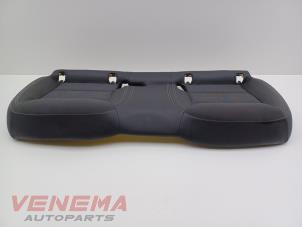 Gebruikte Achterbank Mercedes A (W176) 1.5 A-180 CDI, A-180d 16V Prijs € 74,99 Margeregeling aangeboden door Venema Autoparts