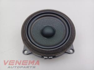 Gebruikte Luidspreker BMW X3 (G01) xDrive 20i 2.0 TwinPower Turbo 16V Van Prijs € 29,99 Margeregeling aangeboden door Venema Autoparts