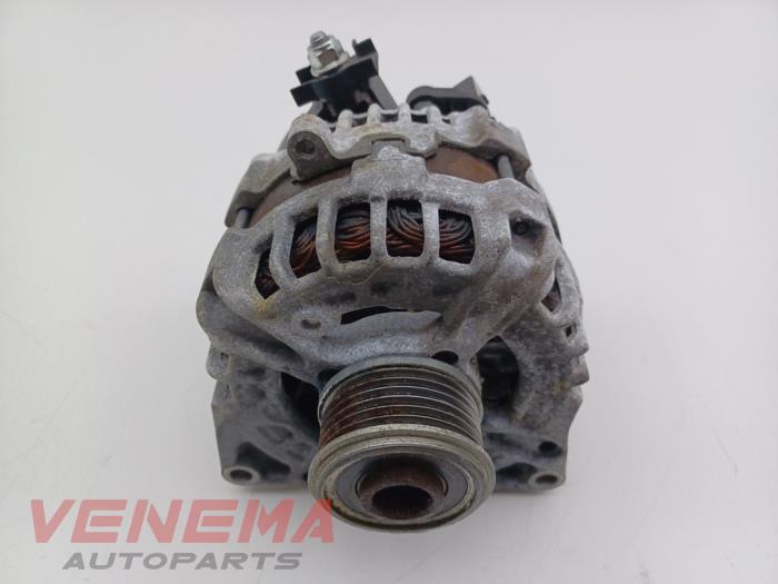 Gebruikte Dynamo Mercedes A (W176) 1.5 A-180 CDI, A-180d 16V Prijs € 44,99 Margeregeling aangeboden door Venema Autoparts