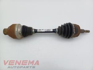 Gebruikte Aandrijfas rechts-voor Volkswagen Transporter T6 2.0 TDI 150 4Motion Prijs € 224,99 Margeregeling aangeboden door Venema Autoparts