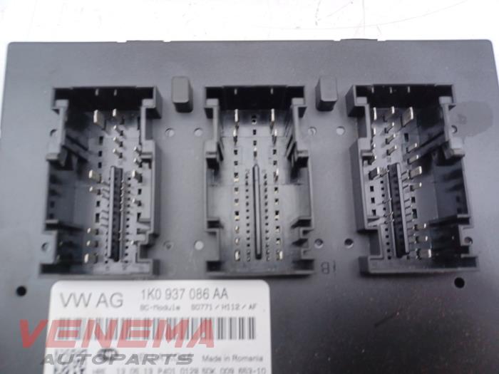 Computer Body Control van een Volkswagen Golf VI Cabrio (1K) 1.4 TSI 122 16V 2013