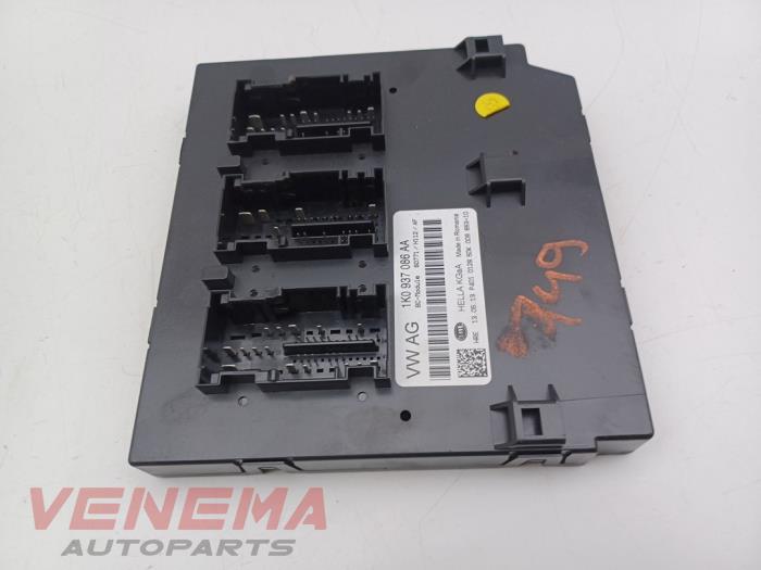 Computer Body Control van een Volkswagen Golf VI Cabrio (1K) 1.4 TSI 122 16V 2013