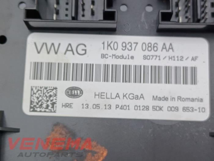 Computer Body Control van een Volkswagen Golf VI Cabrio (1K) 1.4 TSI 122 16V 2013