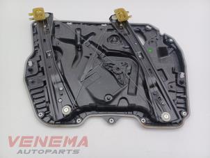 Gebruikte Ruitmechaniek 4Deurs rechts-voor BMW X3 (G01) xDrive 20i 2.0 TwinPower Turbo 16V Van Prijs € 34,99 Margeregeling aangeboden door Venema Autoparts