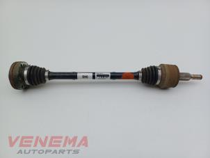 Gebruikte Steekas links-achter Volkswagen Transporter T6 2.0 TDI 150 4Motion Prijs € 74,99 Margeregeling aangeboden door Venema Autoparts