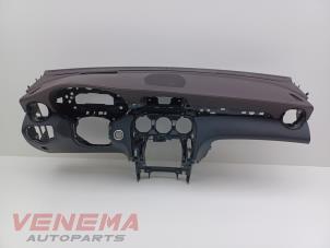 Gebruikte Dashboard Mercedes GLC (X253) 2.0 260 16V 4-Matic Prijs € 499,99 Margeregeling aangeboden door Venema Autoparts