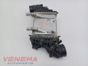 Gebruikte Intercooler Volkswagen Transporter T6 2.0 TDI 150 4Motion Prijs € 124,99 Margeregeling aangeboden door Venema Autoparts