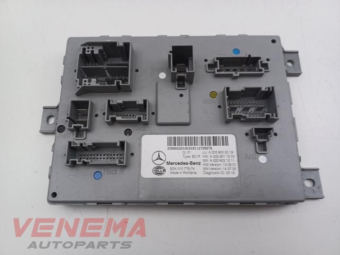 Gebruikte Bodycontrol Module Mercedes GLC (X253) 2.0 260 16V 4-Matic Prijs € 49,99 Margeregeling aangeboden door Venema Autoparts