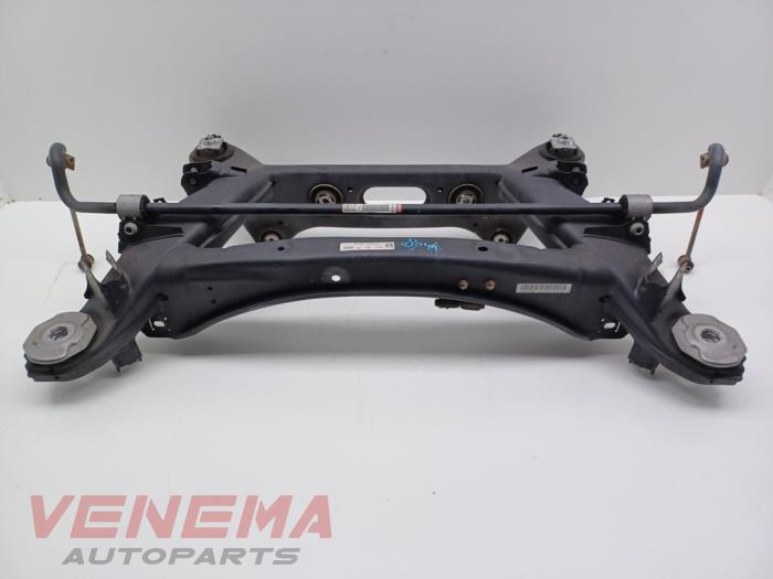 Gebruikte Subframe Mercedes GLC (X253) 2.0 260 16V 4-Matic Prijs € 119,99 Margeregeling aangeboden door Venema Autoparts