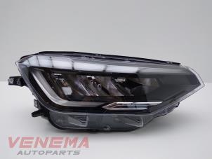 Gebruikte Koplamp rechts Volkswagen Taigo 1.0 TSI 95 12V Prijs € 599,99 Margeregeling aangeboden door Venema Autoparts
