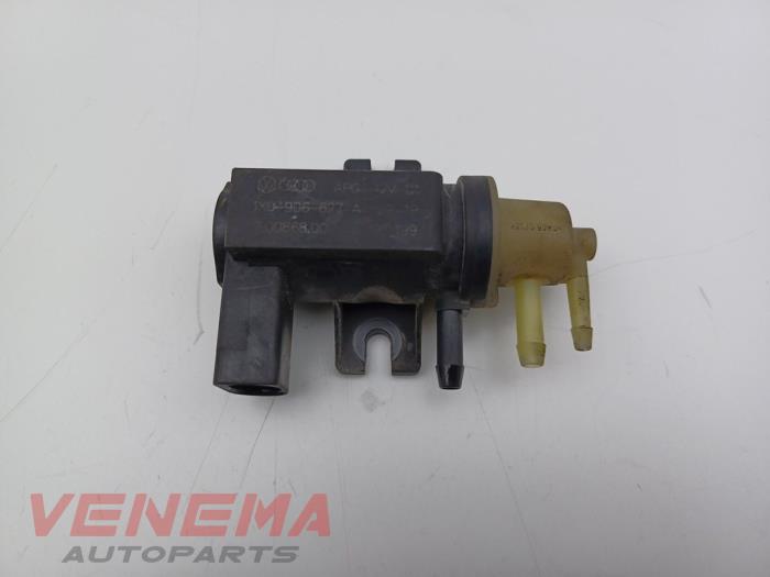 Gebruikte Turbo Overdrukklep Volkswagen Transporter T6 2.0 TDI 150 4Motion Prijs € 9,99 Margeregeling aangeboden door Venema Autoparts