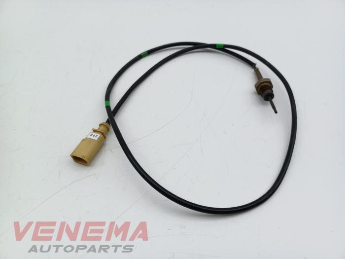 Uitlaat temperatuursensor van een Volkswagen Transporter T6 2.0 TDI 150 4Motion 2020
