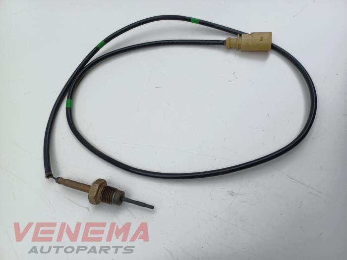Uitlaat temperatuursensor van een Volkswagen Transporter T6 2.0 TDI 150 4Motion 2020