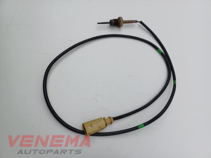 Uitlaat temperatuursensor van een Volkswagen Transporter T6 2.0 TDI 150 4Motion 2020