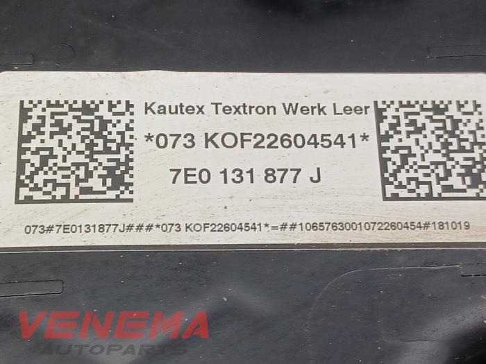 Adblue tank van een Volkswagen Transporter T6 2.0 TDI 150 4Motion 2020