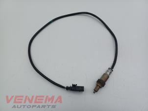 Gebruikte Lambda Sonde Volkswagen T-Roc I 1.0 TSI 12V Prijs € 9,99 Margeregeling aangeboden door Venema Autoparts