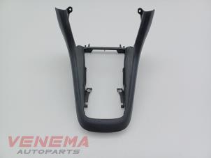 Gebruikte Middenconsoles Volkswagen Golf VI Cabrio (1K) 1.4 TSI 122 16V Prijs € 19,99 Margeregeling aangeboden door Venema Autoparts