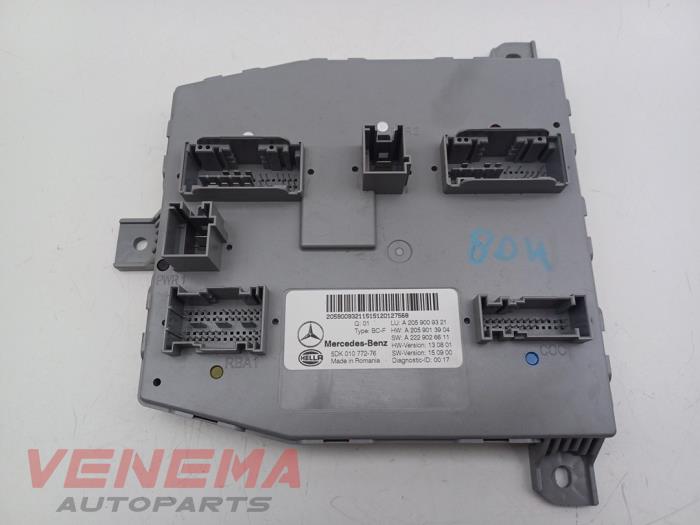 Gebruikte Bodycontrol Module Mercedes GLC (X253) 2.0 260 16V 4-Matic Prijs € 49,99 Margeregeling aangeboden door Venema Autoparts