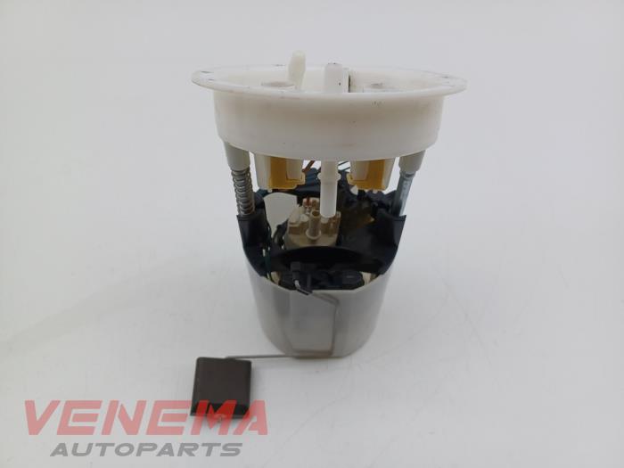 Gebruikte Tank element Pomp BMW 3 serie Touring (E91) 320i 16V Prijs € 34,99 Margeregeling aangeboden door Venema Autoparts